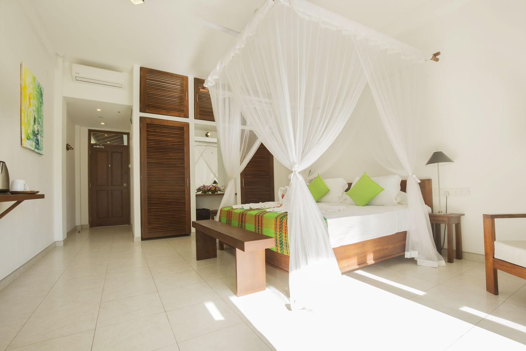 בנטוטה Rockside Beach Resort מראה חיצוני תמונה