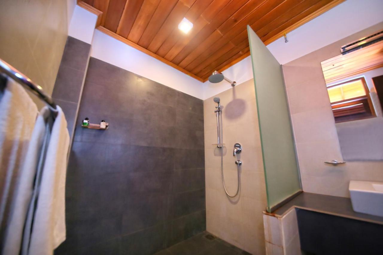 בנטוטה Rockside Beach Resort מראה חיצוני תמונה