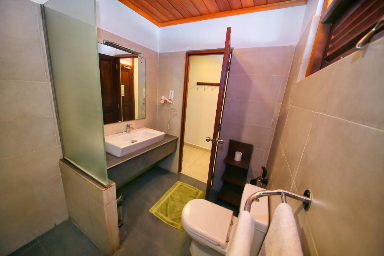 בנטוטה Rockside Beach Resort מראה חיצוני תמונה