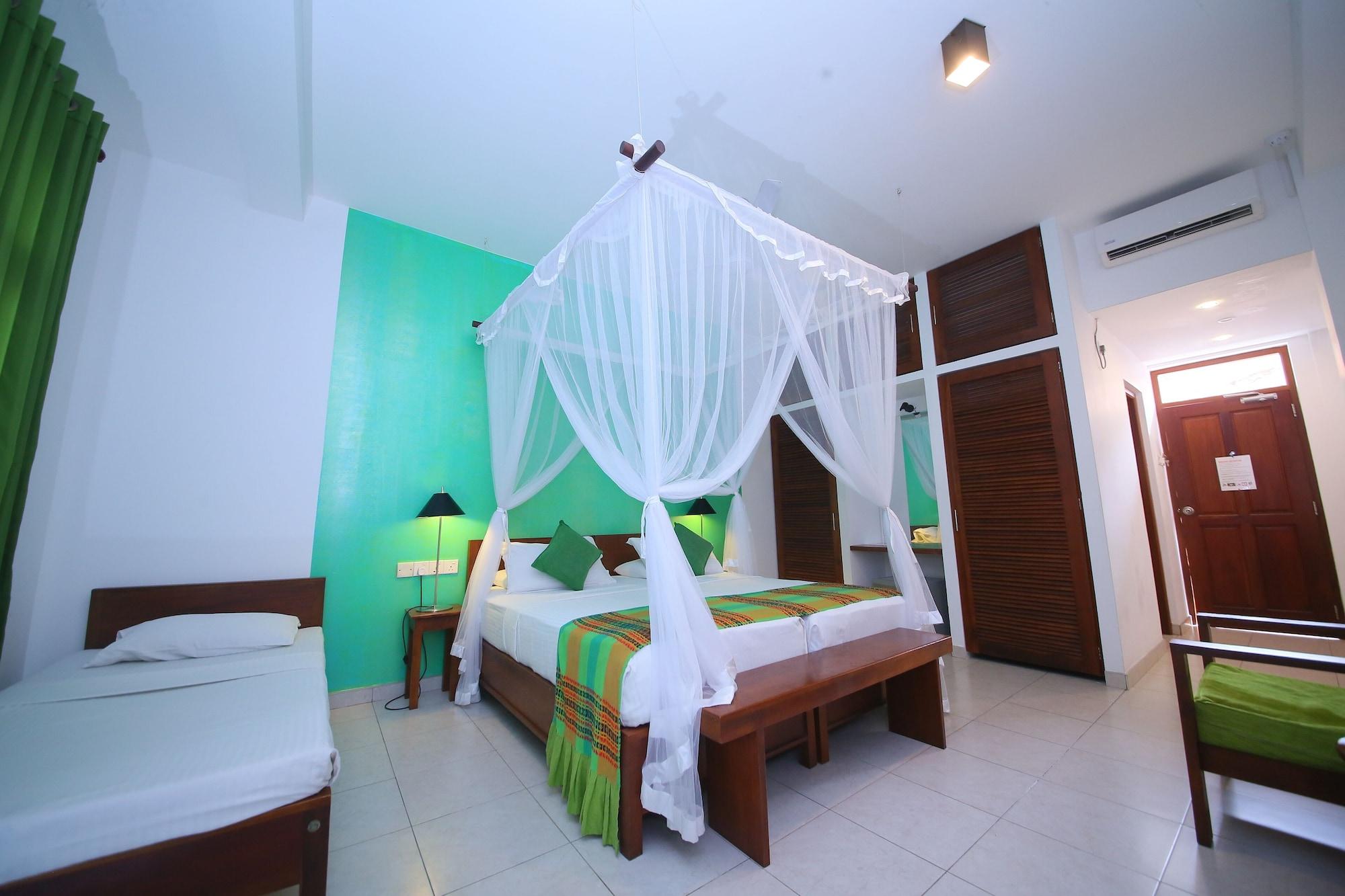 בנטוטה Rockside Beach Resort מראה חיצוני תמונה