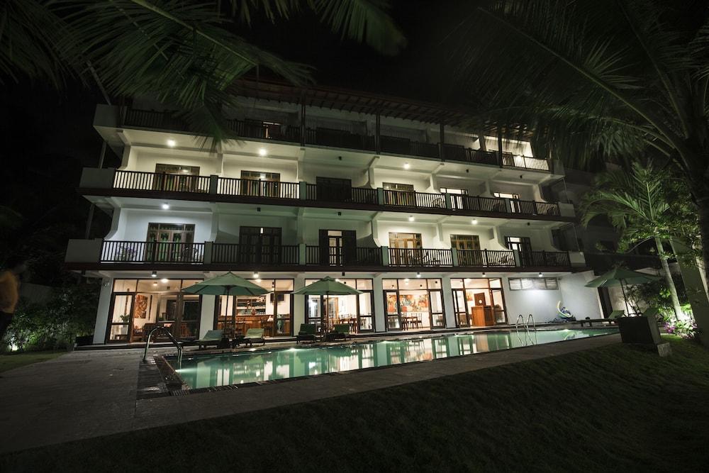 בנטוטה Rockside Beach Resort מראה חיצוני תמונה