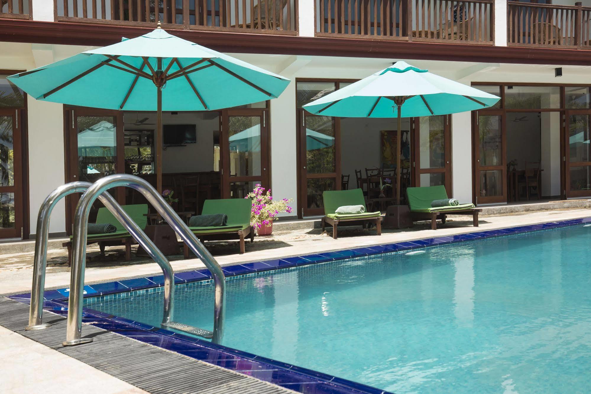 בנטוטה Rockside Beach Resort מראה חיצוני תמונה