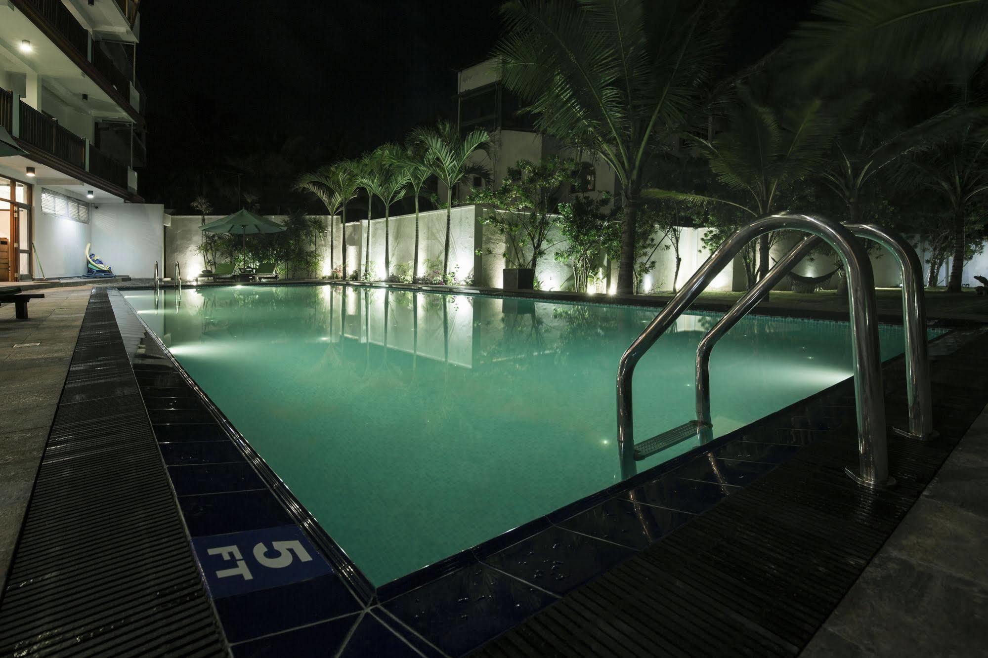 בנטוטה Rockside Beach Resort מראה חיצוני תמונה